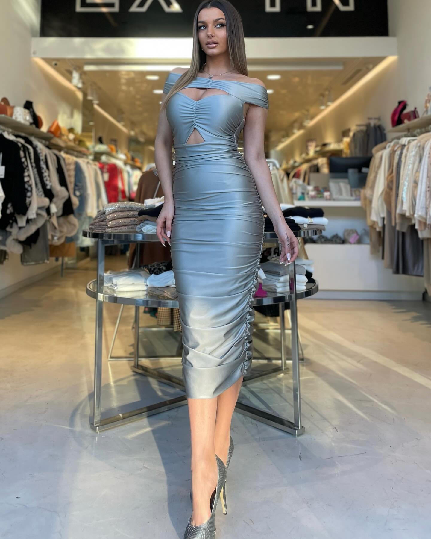 ΣΤΕΝΟ MIDI ΦΟΡΕΜΑ